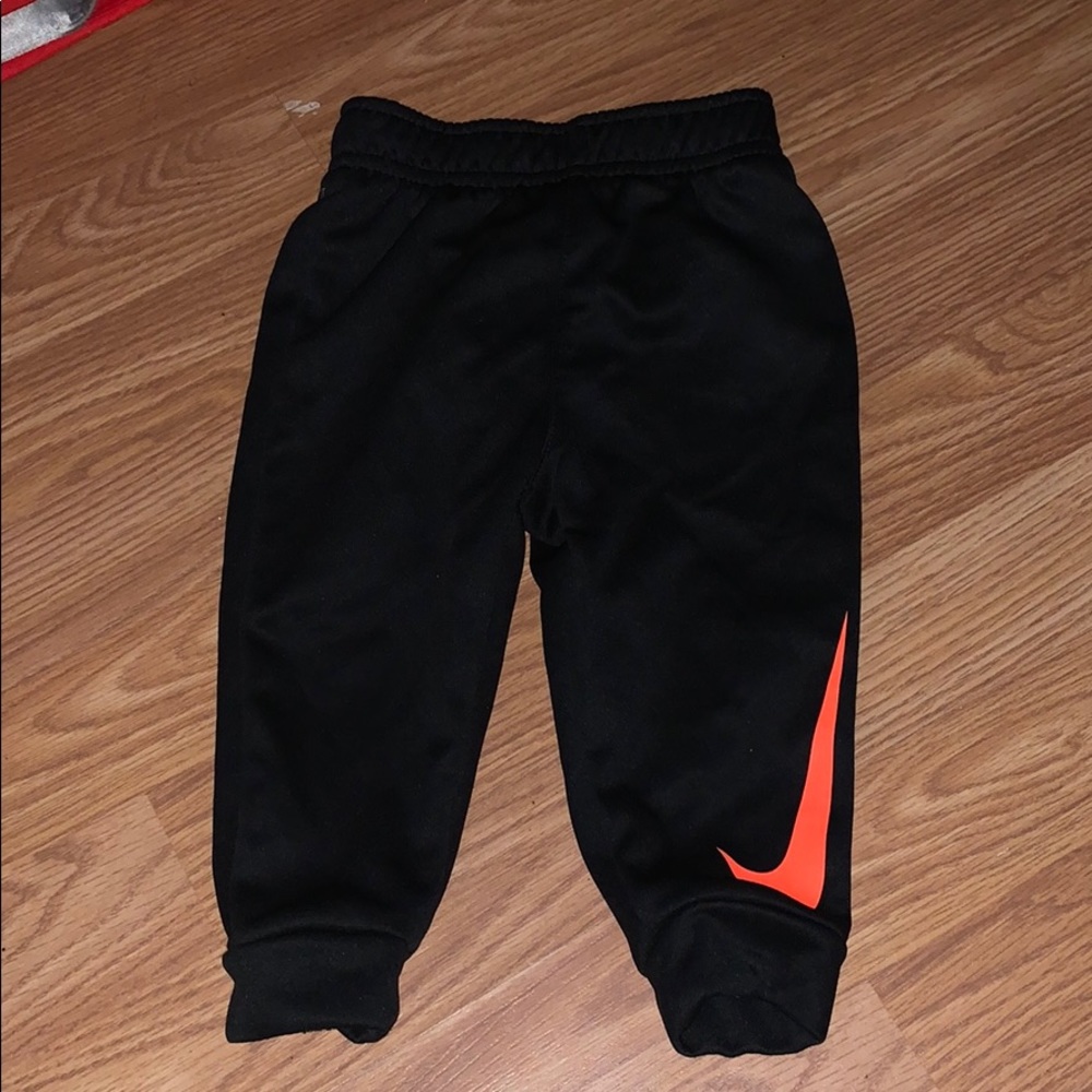 Nike joggers